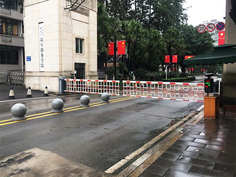 傳統(tǒng)停車場(chǎng)進(jìn)行車牌識(shí)別系統(tǒng)改造需要注意哪些？